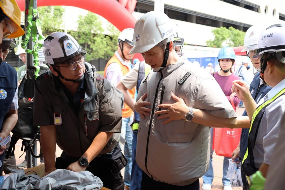 工人作家林立青力挺！新北風扇衣2.0補助升級